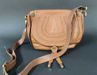 CHLOÉ 
Marcie bag in camel-colored grained...
