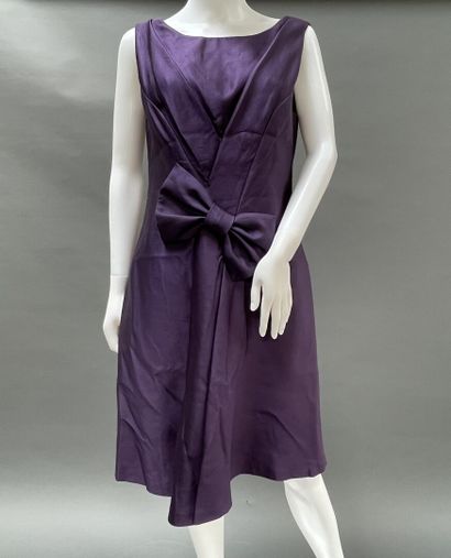 RENATO NUCCI
Mauve silk sleeveless dress...