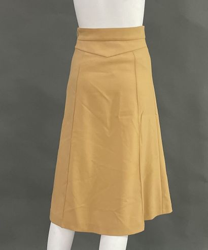 CHLOE
High-waisted trapeze skirt in beige...