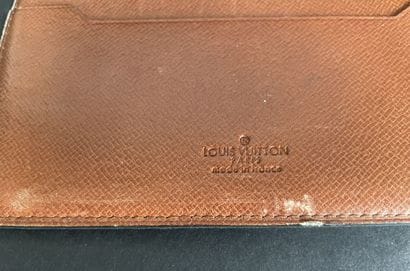Louis VUITTON
Monogram canvas planner cover
H:...