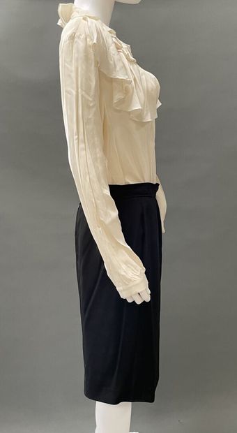 Christian LACROIX
Straight-cut black wool...