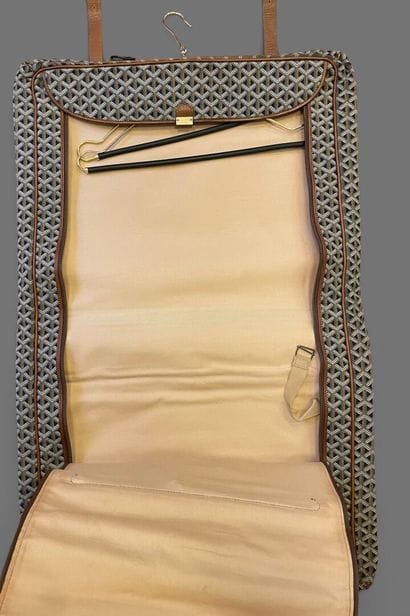GOYARD attributed to
Set in camel leather...