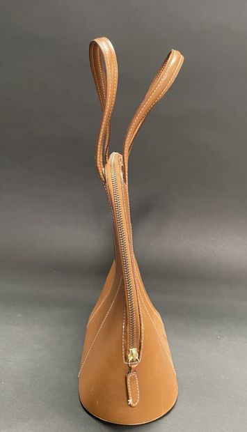 LANCEL
Camel-beige leather bag with ecru...