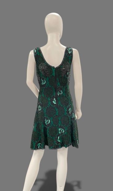 GINA G 
Sleeveless dress with a rounded neckline,...