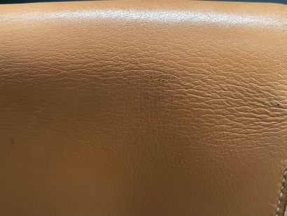 HERMES Paris
Camel leather shoulder bag,...