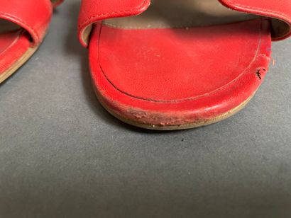 HERMES
Oasis sandals in orange leather, 5...