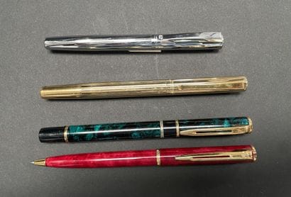 WATERMAN
-Gold-plated fountain pen with an...