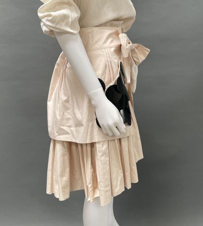 Angelo TARLAZZI
Beige cotton skirt with a...