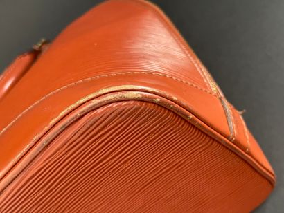 Louis VUITTON, circa 1996
Alma bag in camel-colored...