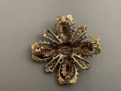 Brooch with beaded decoration set with glass...