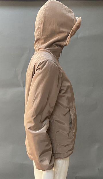 CAROLL
Reversible beige nylon hooded jacket...
