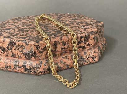 Guy LAROCHE 
Gold-plated link necklace, ...