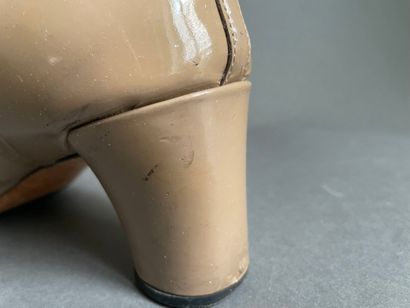 REPETTO
Lot including two pairs of patent...