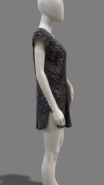 PLEATS PLEASE 
Short pleated dress in marbled...