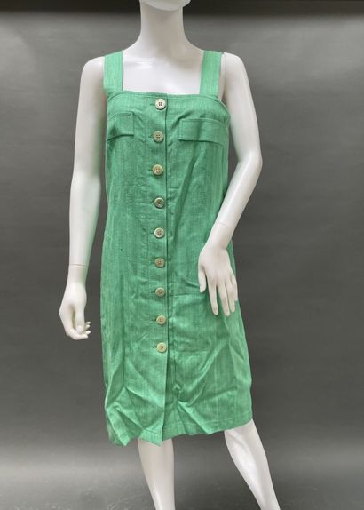 Yves SAINT LAURENT Variations
Almond-green...