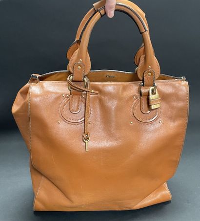 CHLOE
Beige leather bag, 35 cm, double handles,...