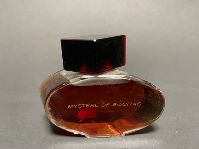 ROCHAS
Set including mock-up bottles and...