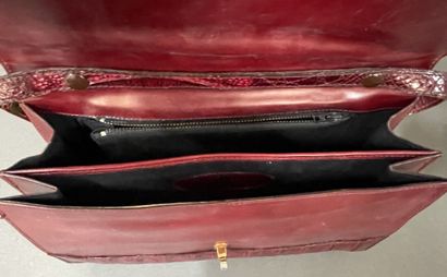 Jacques ESTEREL, ARIANNA	
Set of two bags:
-...