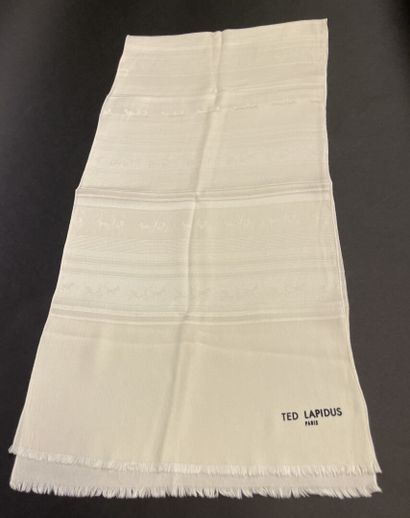 Ted LAPIDUS, Nina RICCI
White silk scarf...