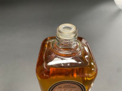 HERMES
One 480 ml (21 cm) bottle of Calèche...