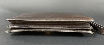 CELINE 
24-cm brown leather clutch, flap...