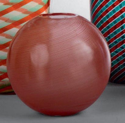 Carlo SCARPA - VENINI
Petit vase boule à...