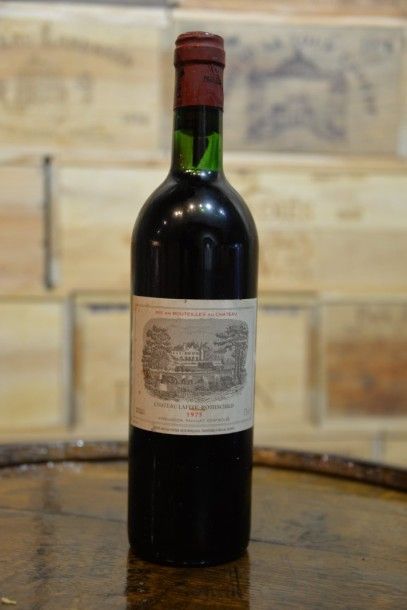1 Bouteille Château Lafite Rothschild 1975,...