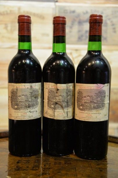 3 Bouteilles Château Lafite Rothschild 1976,...