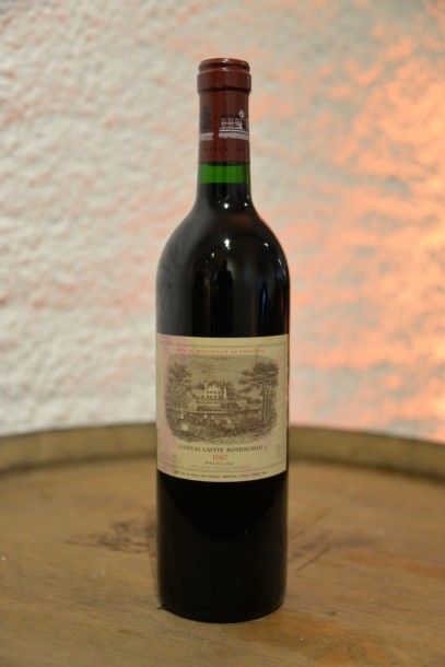 1 Bouteille Château Lafite Rothschild 1987,...
