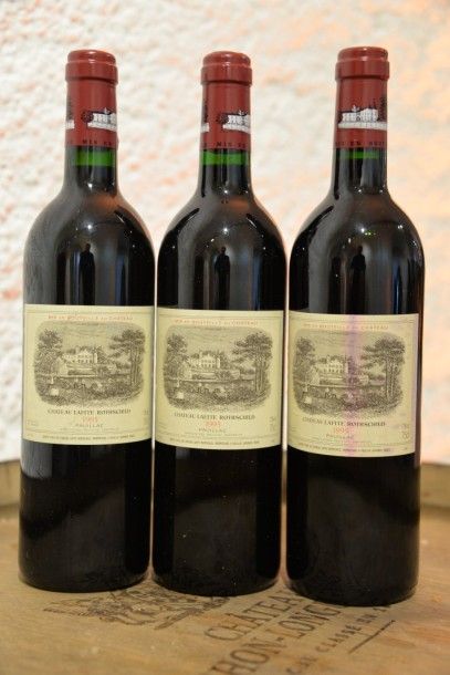 3 Bouteilles Château Lafite Rothschild 1995,...