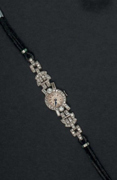 Montre bracelet de dame en platine (950°/00)....