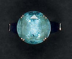 MAUBOUSSIN
Modèle «Extrêmement libre et sensuelle»
Bague...