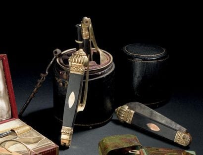 Nécessaire de voyage en vermeil dans un écrin...