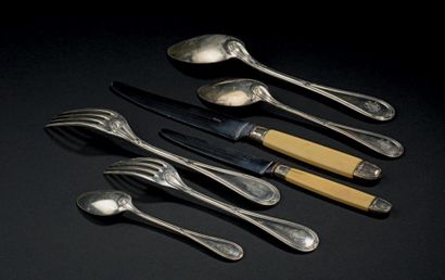 Partie de ménagère en argent à motif de ruban,...
