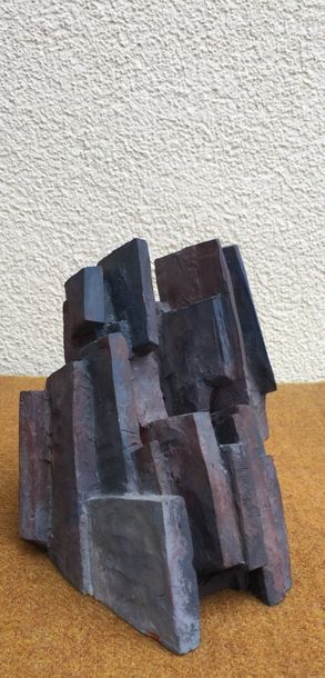 Gilbert MARTIN

Sculpture abstraite

Terre...