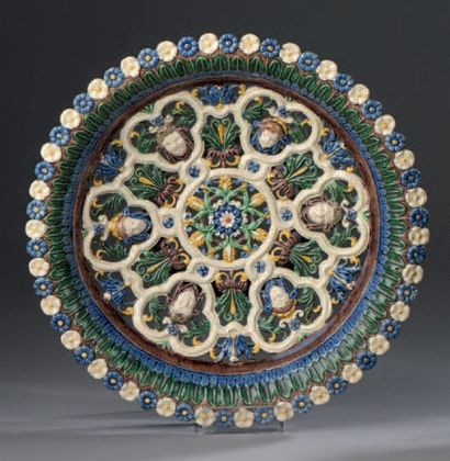 Suiveur de Palissy, Pull

Coupe circulaire...