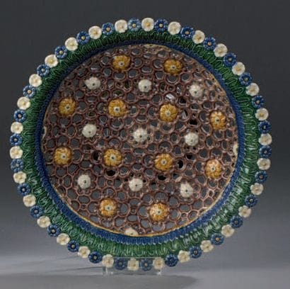 Suiveur de Palissy, Pull

Coupe circulaire...
