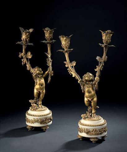 F. LINKE
Paire de flambeaux en bronze doré,...