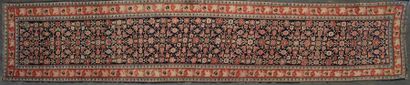Tapis galerie du Caucase Karabagh.
Champ...
