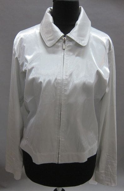 CHANEL Paris: Chemise en lurex argenté, petit...