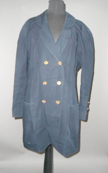 CHANEL Boutique

Veste en coton noir, col...
