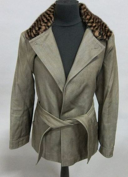 Louis VUITTON 

Veste en laine et coton chiné...