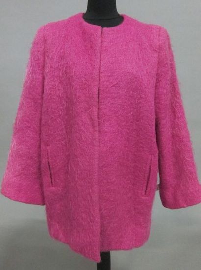 Yves SAINT-LAURENT : Manteau en mohair et...