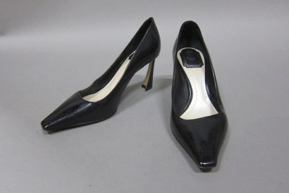 Christian DIOR Paire d’escarpins en cuir...