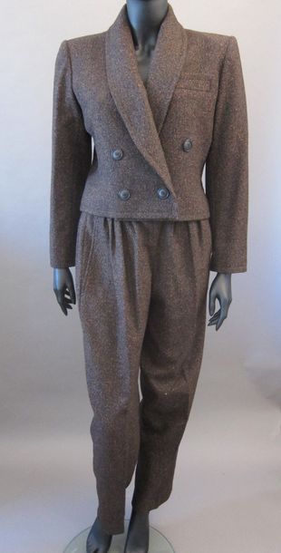 SAINT-LAURENT RIVE GAUCHE, 

tailleur en...