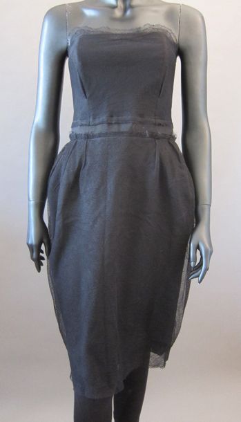 LANVIN Eté 2008 

Robe bustier en tulle noir,...
