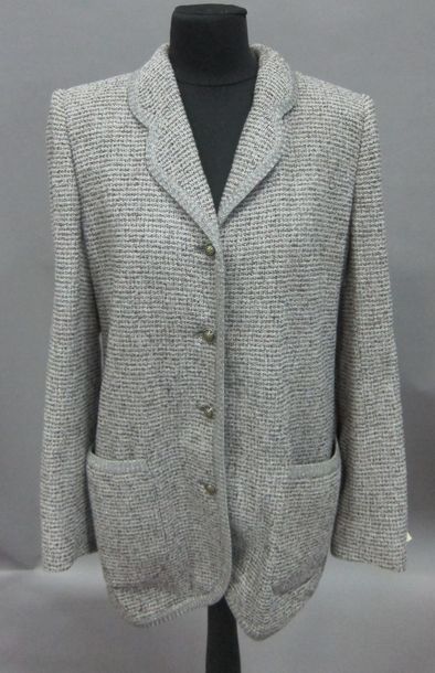FORT LOT comprenant :

EMANUEL UNGARO PARALLELE...