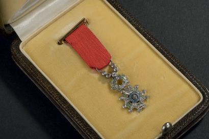 Croix miniature de chevalier de l'ordre de...