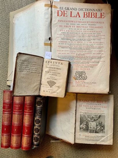 V47 Ensemble de volumes religieux: - Statuta...