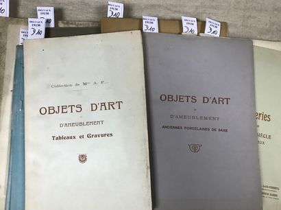 D10 Ensemble de catalogues de vente: Tableaux...